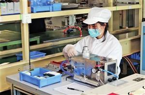 云錫集團(tuán)開拓新材料應(yīng)用領(lǐng)域，聚焦電子專用材料研發(fā)創(chuàng)新