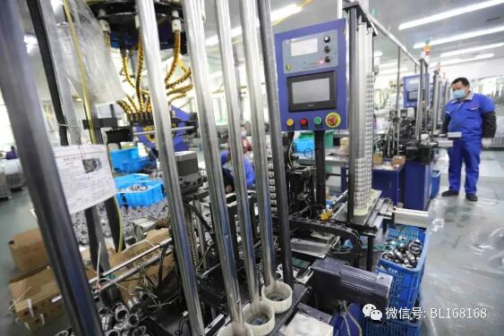 科技賦能，創(chuàng)新驅(qū)動(dòng) 河北省軸承產(chǎn)業(yè)技術(shù)研究院獲評(píng)省級(jí)新型研發(fā)機(jī)構(gòu)試點(diǎn)，引領(lǐng)電子專用材料研發(fā)新篇章